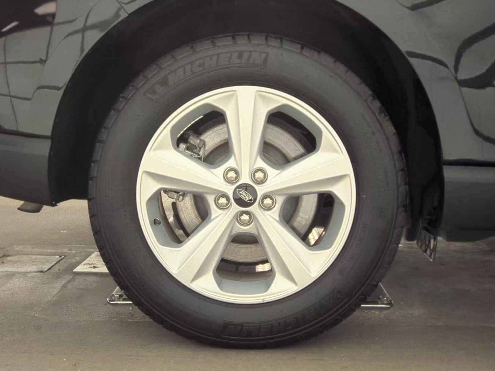 2024 Ford Edge SE AWD