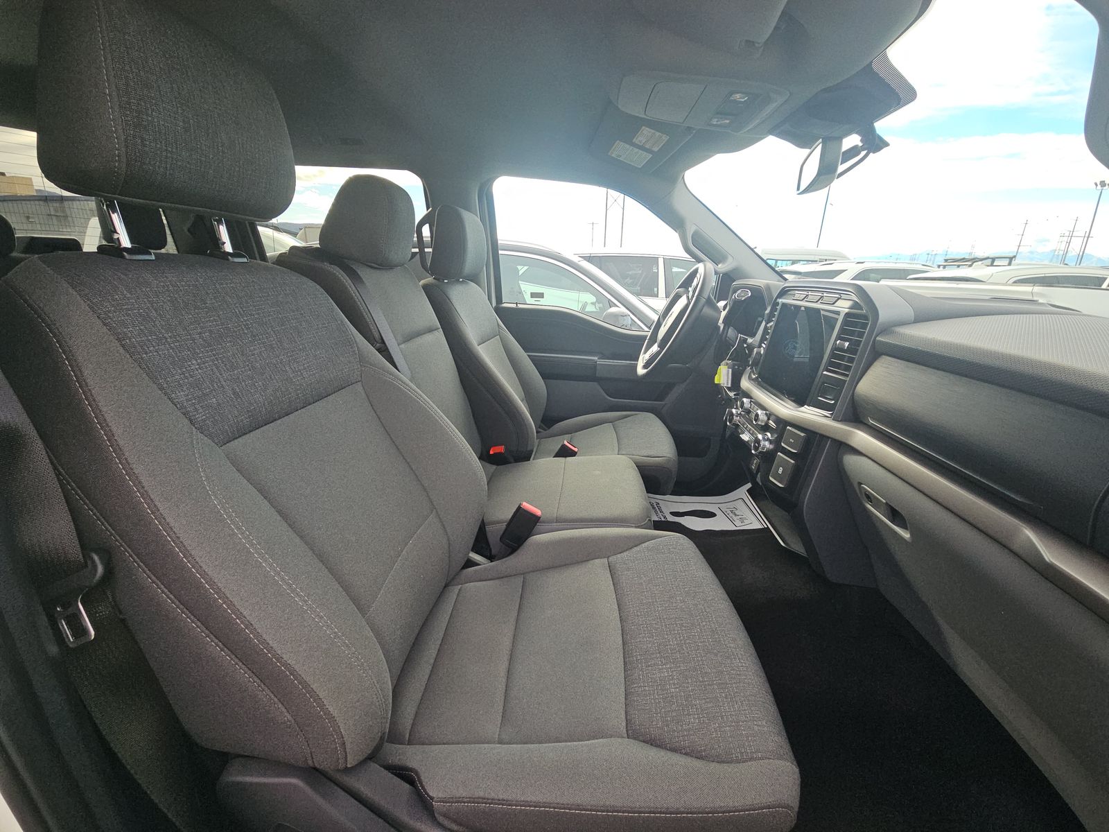 2024 Ford F-150 XLT AWD