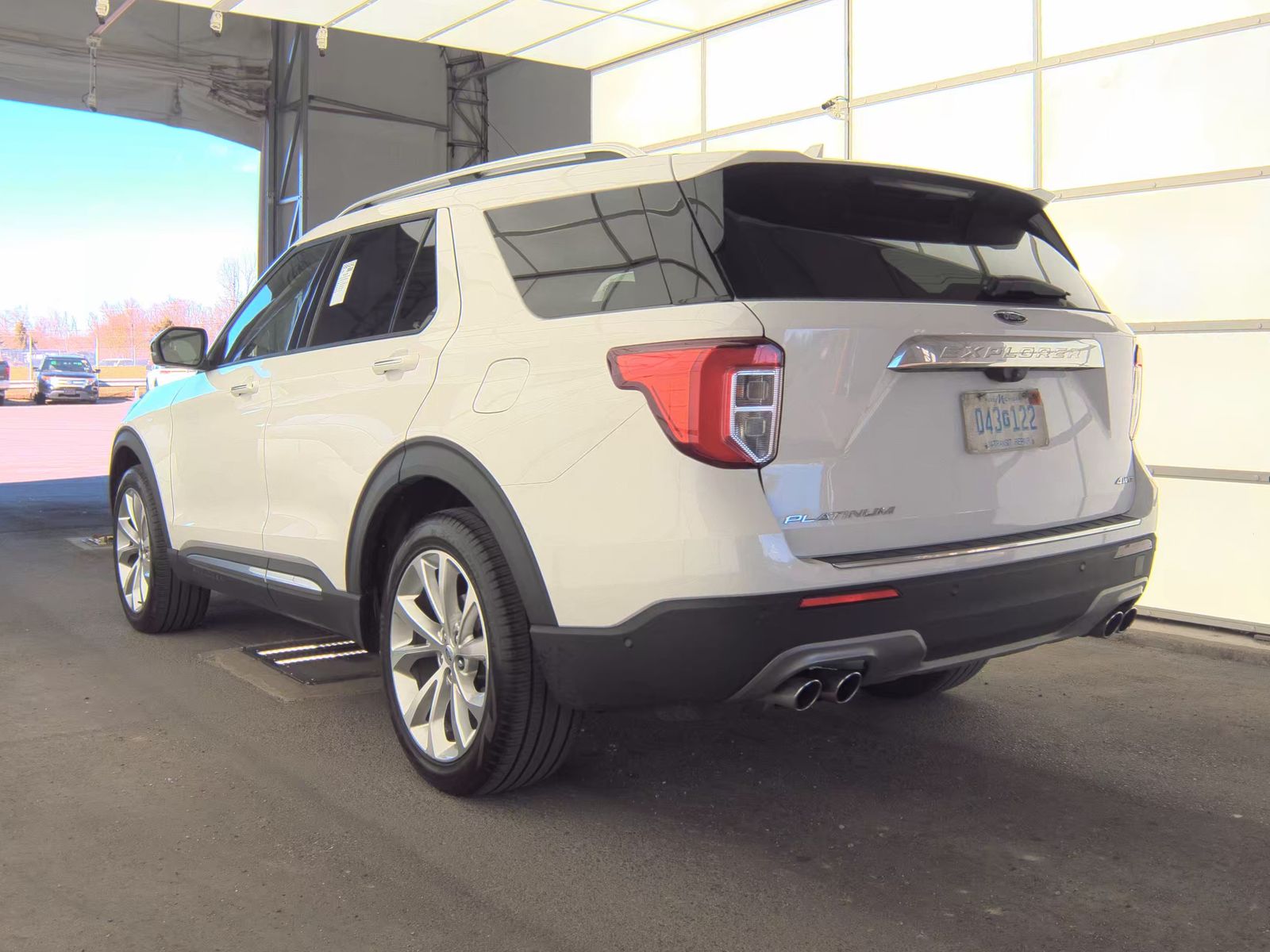2023 Ford Explorer Platinum AWD