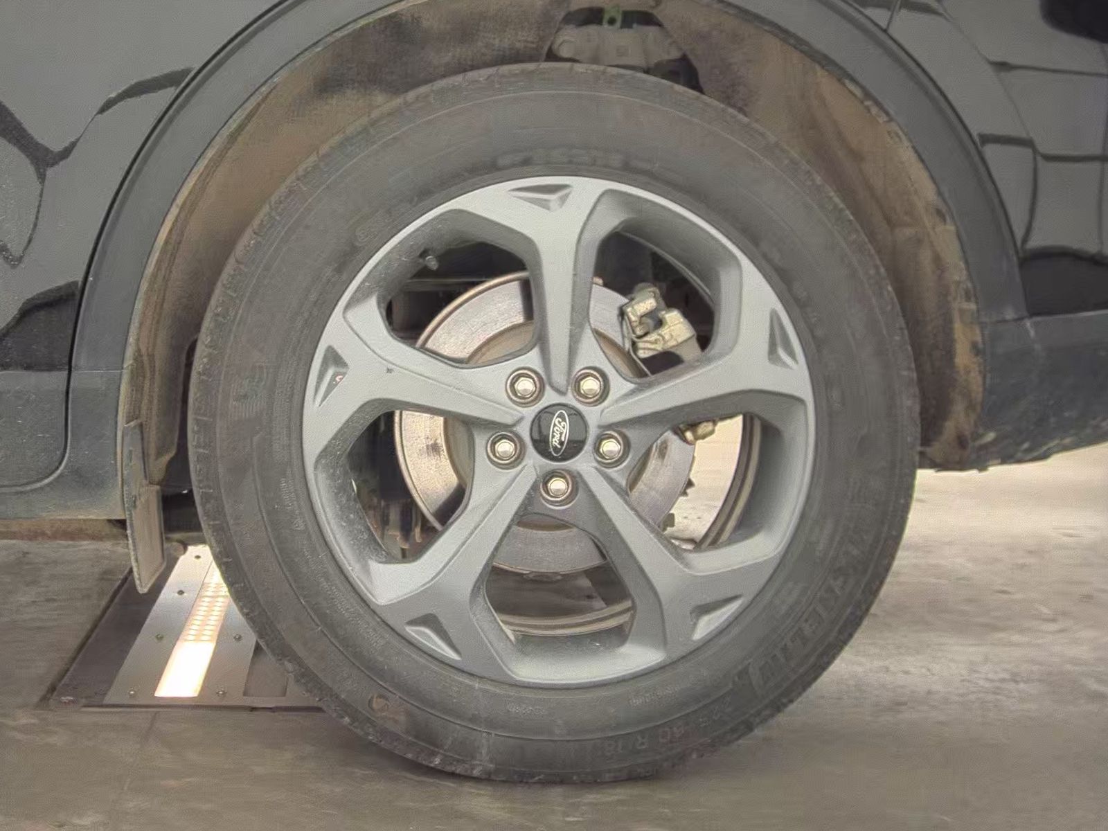 2025 Ford Escape Hybrid ST-Line FWD