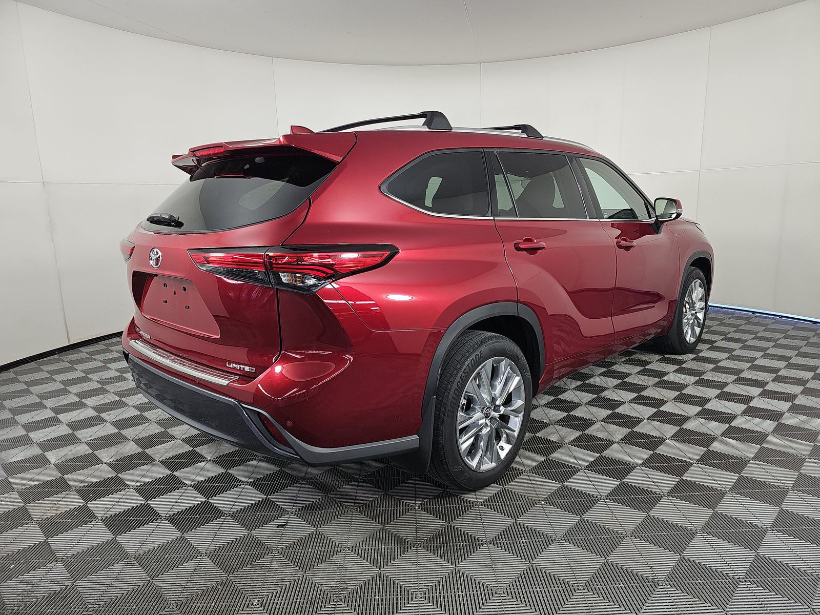 2022 Toyota Highlander Limited FWD