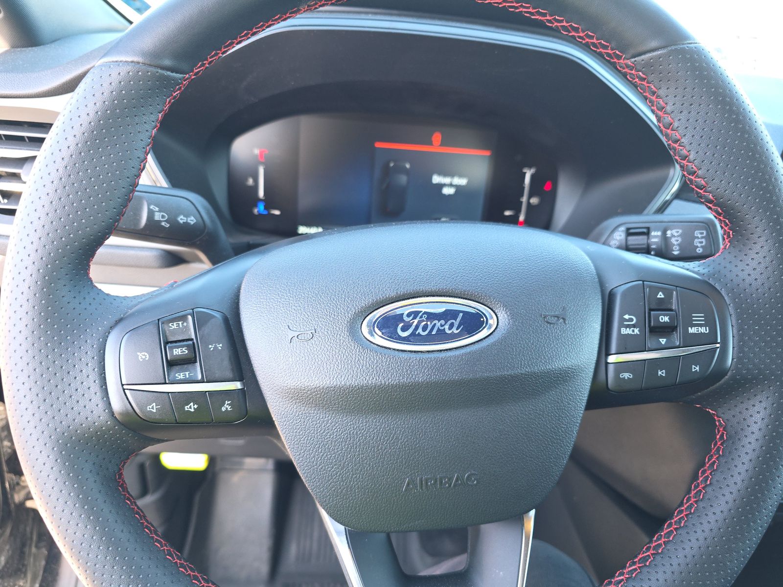 2025 Ford Escape Hybrid ST-Line FWD