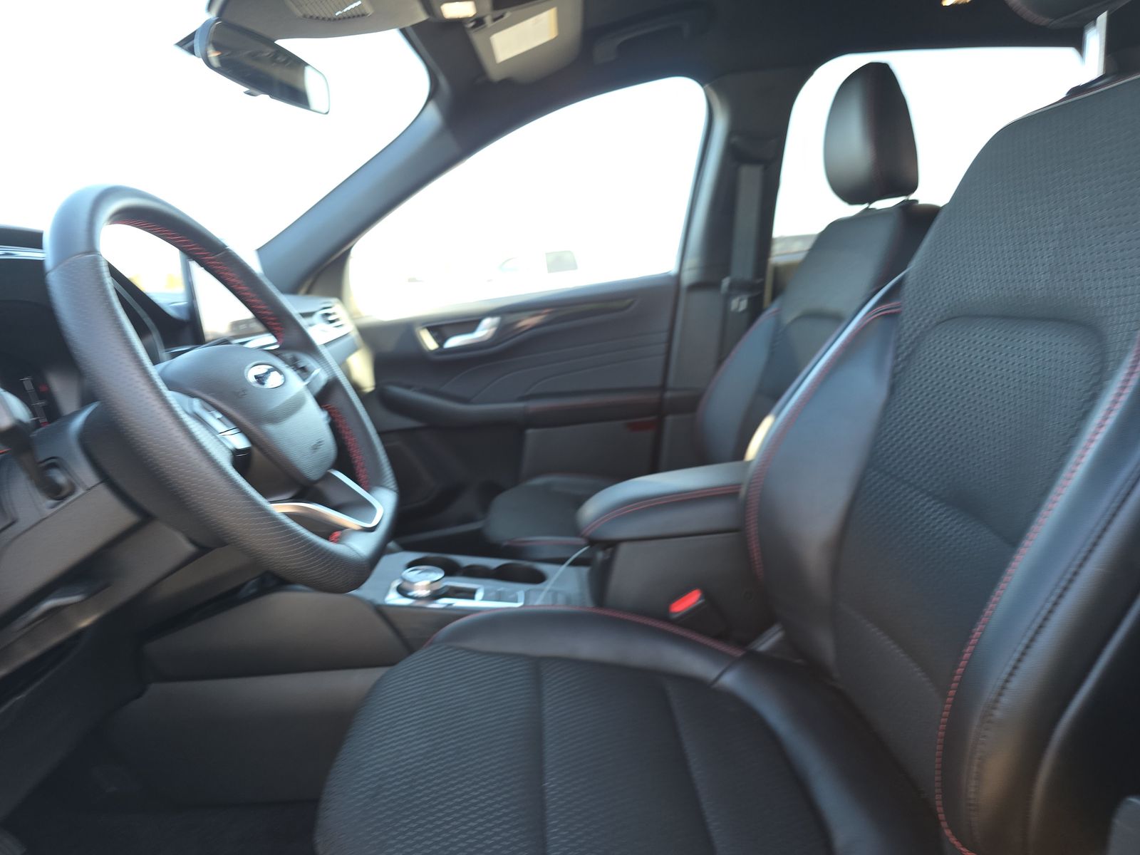 2025 Ford Escape Hybrid ST-Line FWD