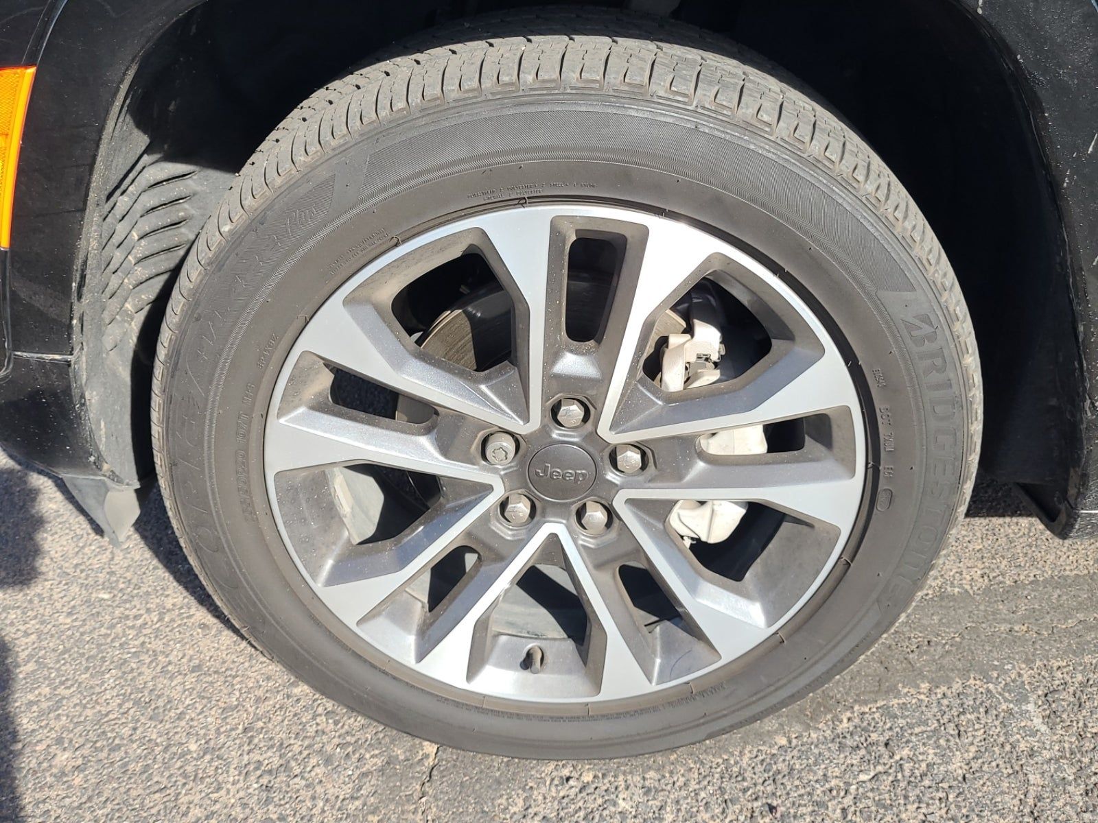 2023 Jeep Grand Cherokee Overland AWD