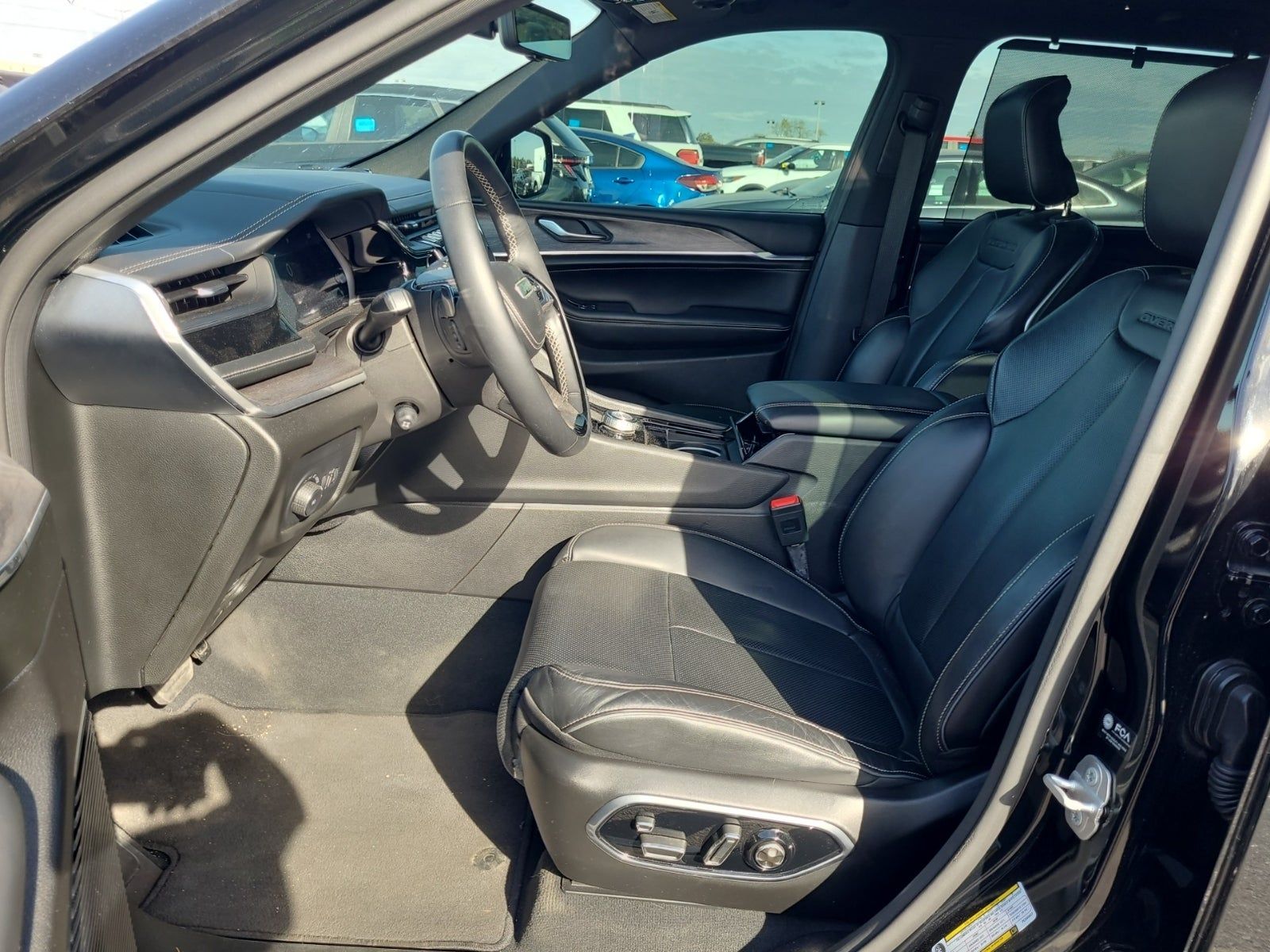 2023 Jeep Grand Cherokee Overland AWD