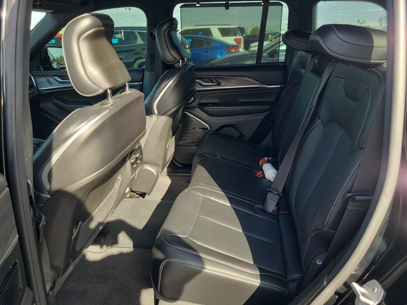 2023 Jeep Grand Cherokee Overland AWD