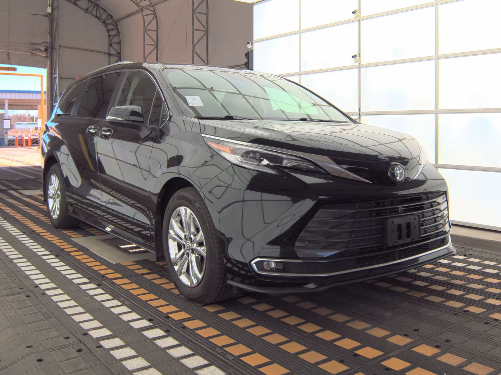 2022 Toyota Sienna Platinum AWD