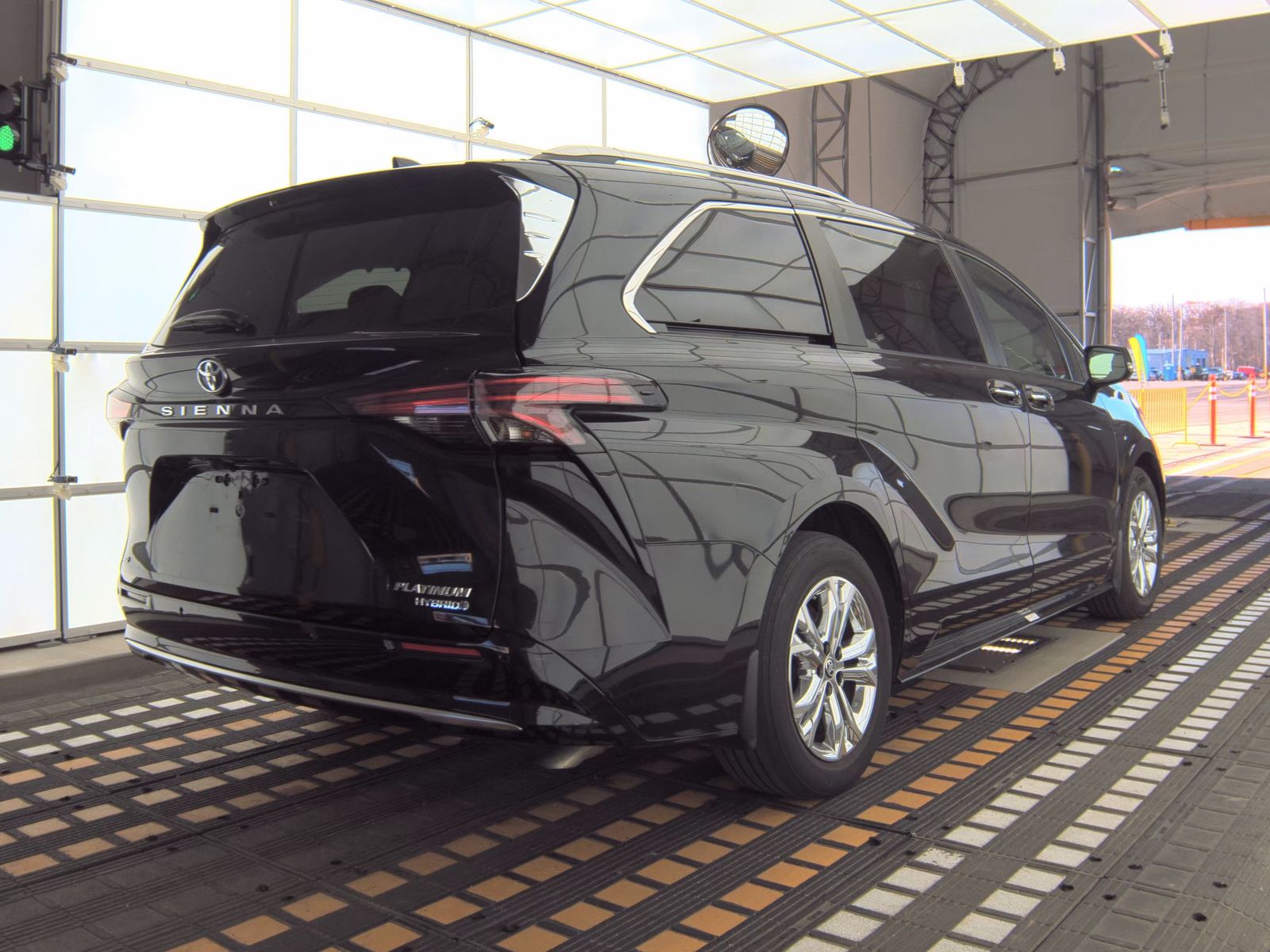 2022 Toyota Sienna Platinum AWD