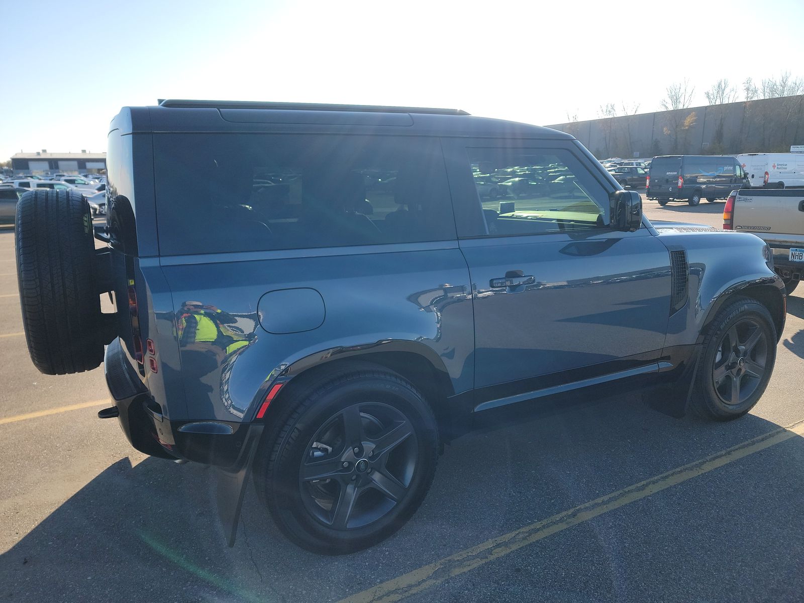 2024 Land Rover Defender 90 X-Dynamic SE AWD