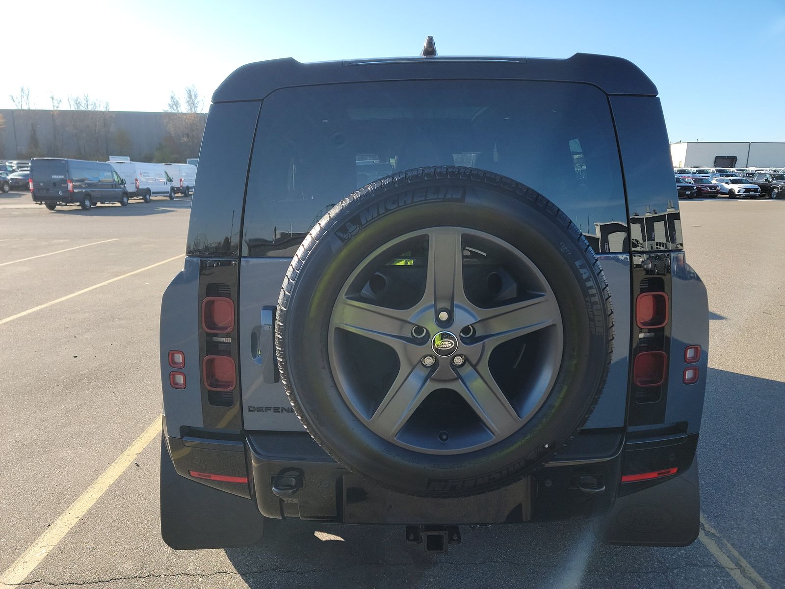 2024 Land Rover Defender 90 X-Dynamic SE AWD