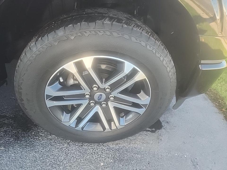 2022 Ford F-150 XL AWD