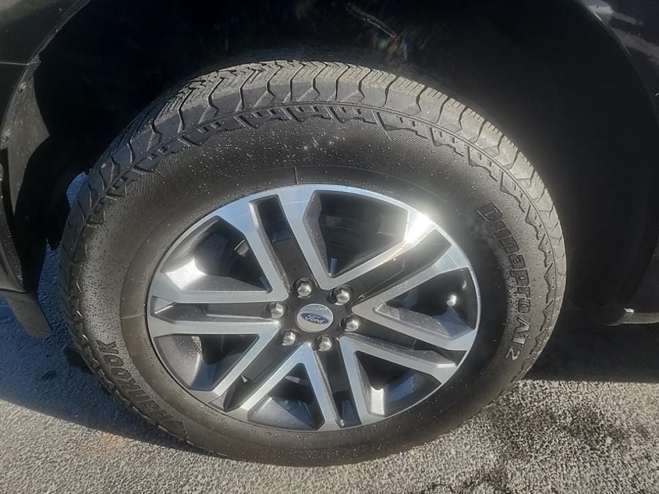 2022 Ford F-150 XL AWD