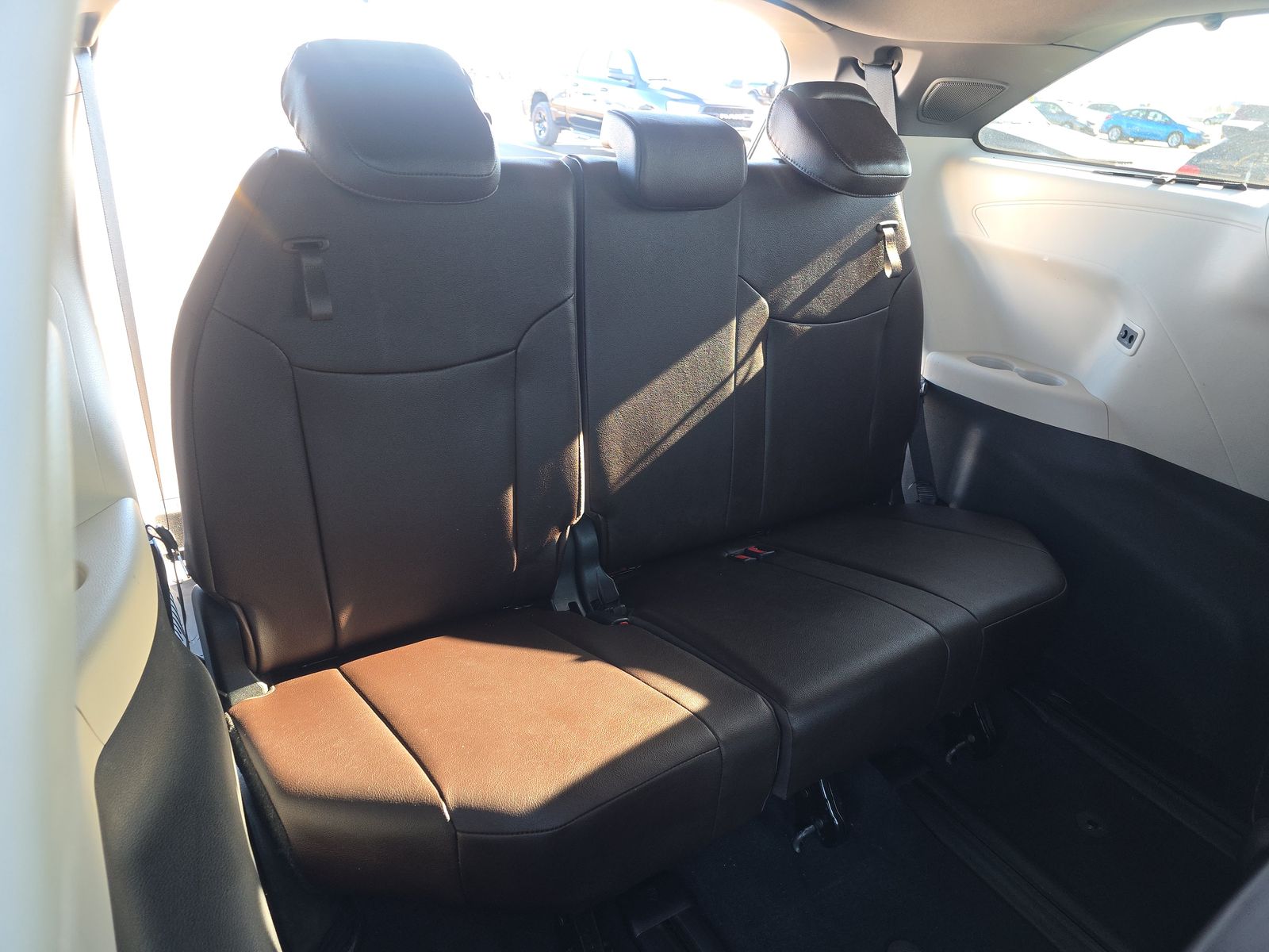 2022 Toyota Sienna Platinum AWD