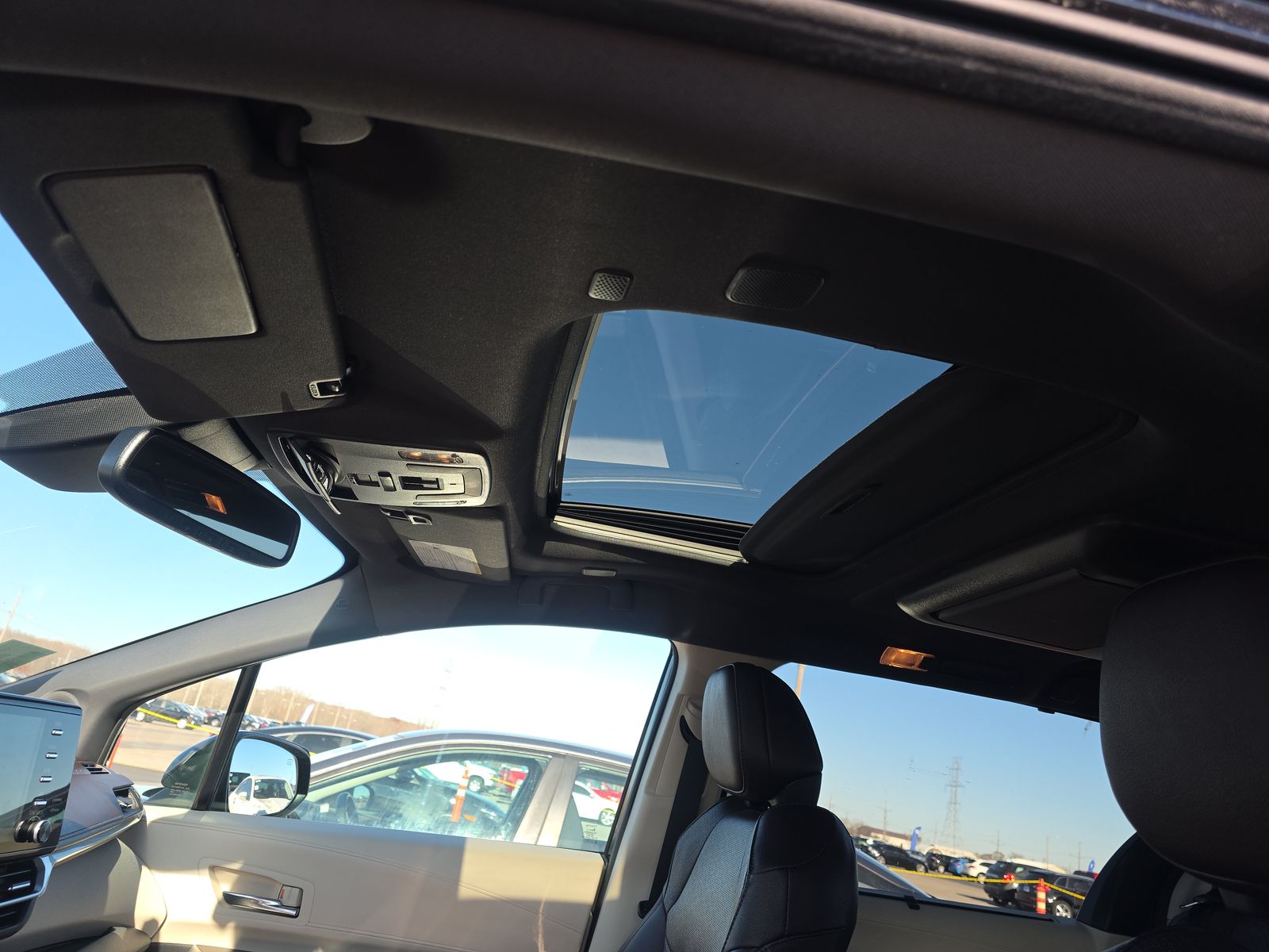 2022 Toyota Sienna Platinum AWD