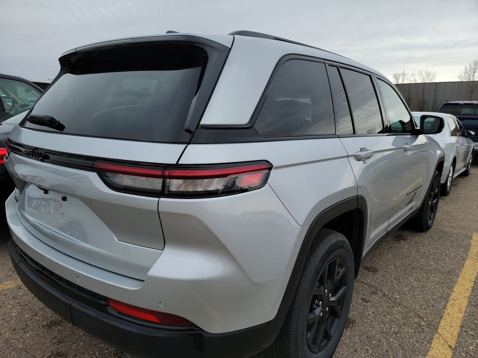 2024 Jeep Grand Cherokee Altitude AWD