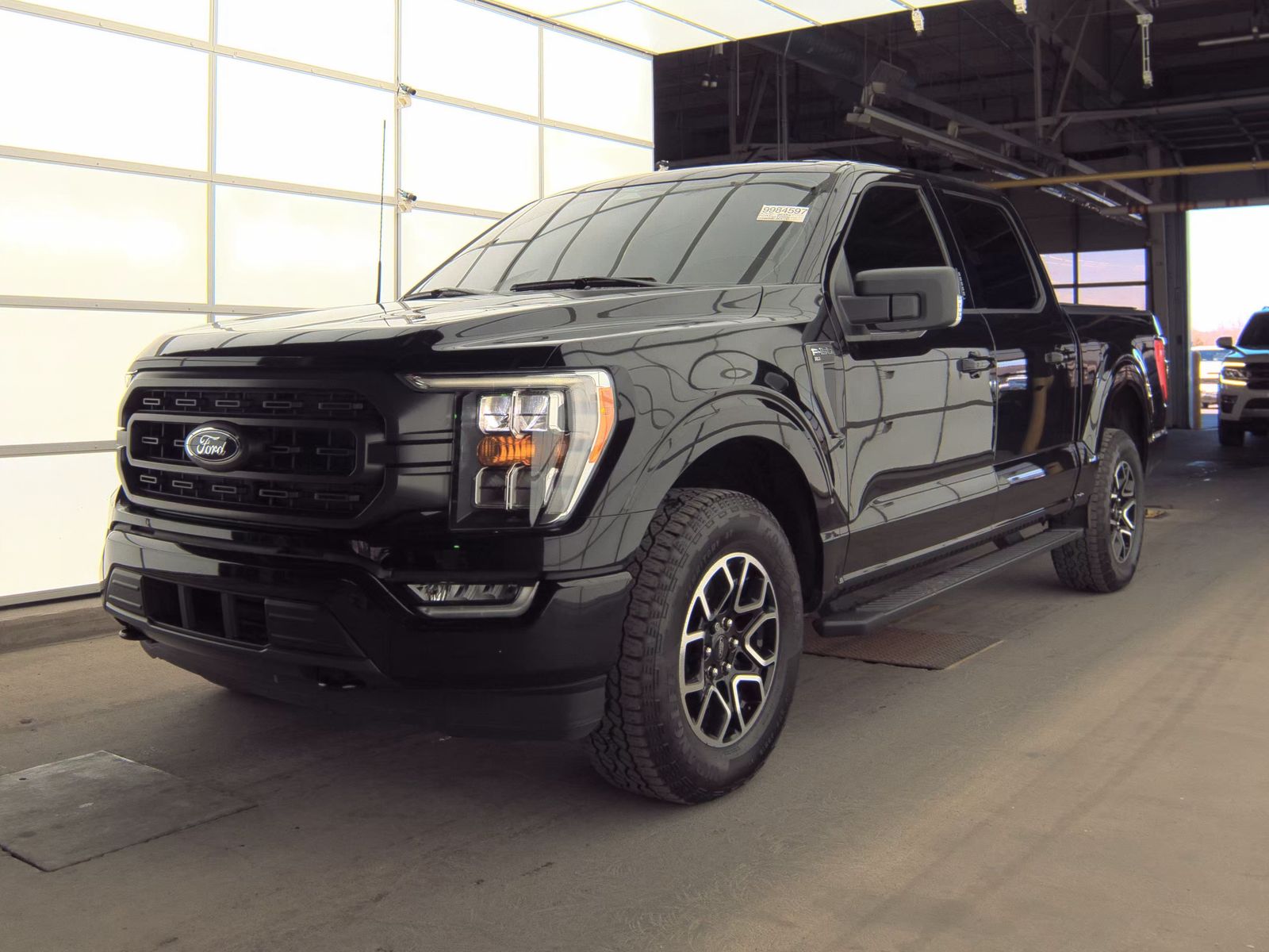 2023 Ford F-150 XLT AWD
