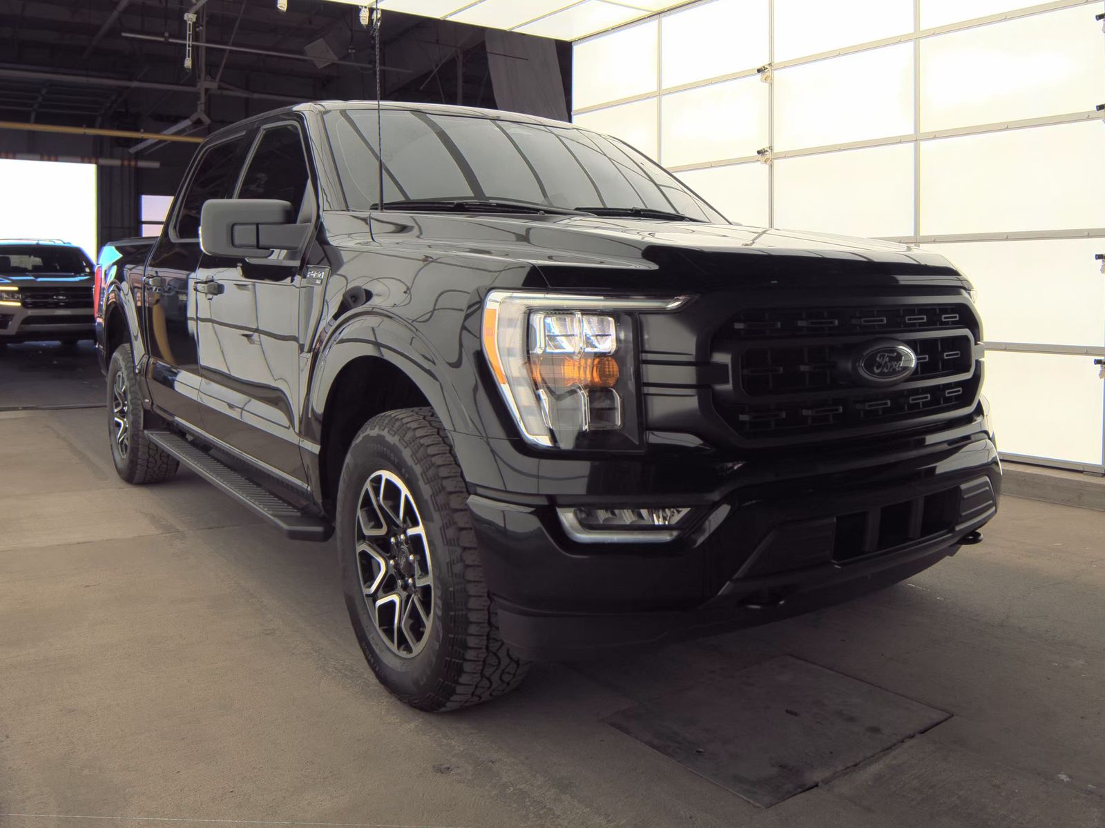 2023 Ford F-150 XLT AWD