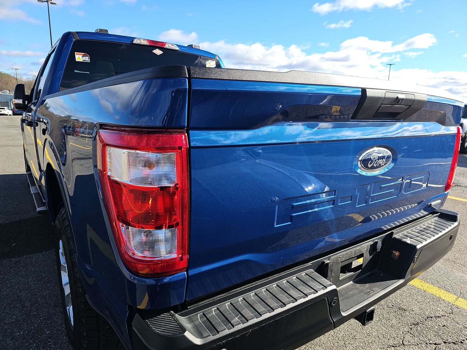 2022 Ford F-150 XL AWD
