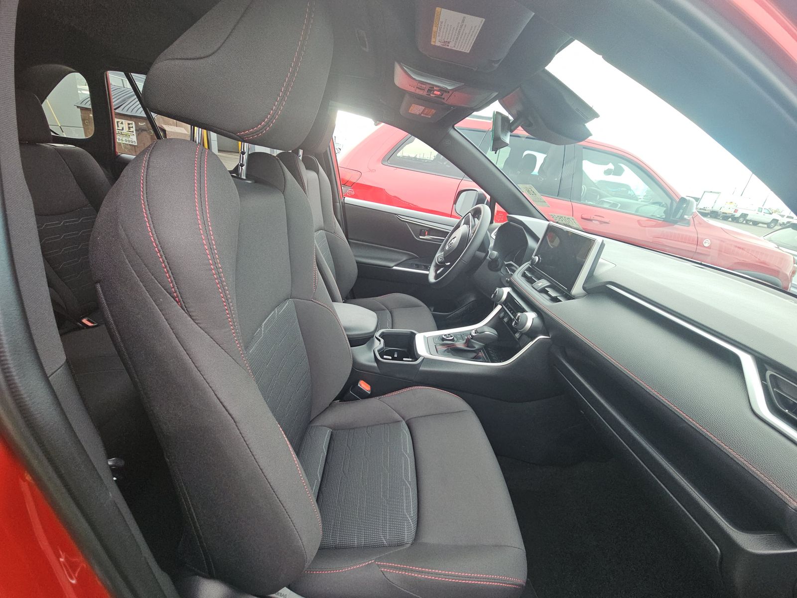 2025 Toyota RAV4 Plug-In Hybrid SE AWD