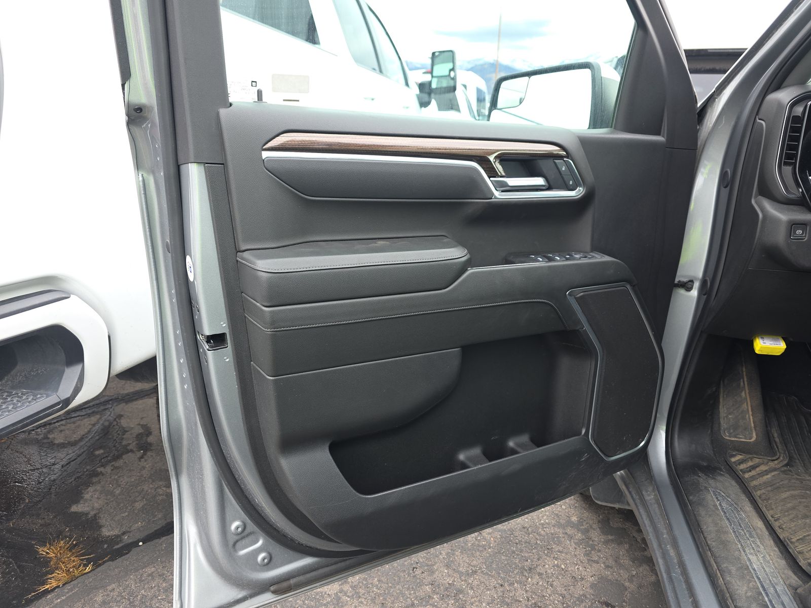 2025 Chevrolet Silverado 1500 LT AWD