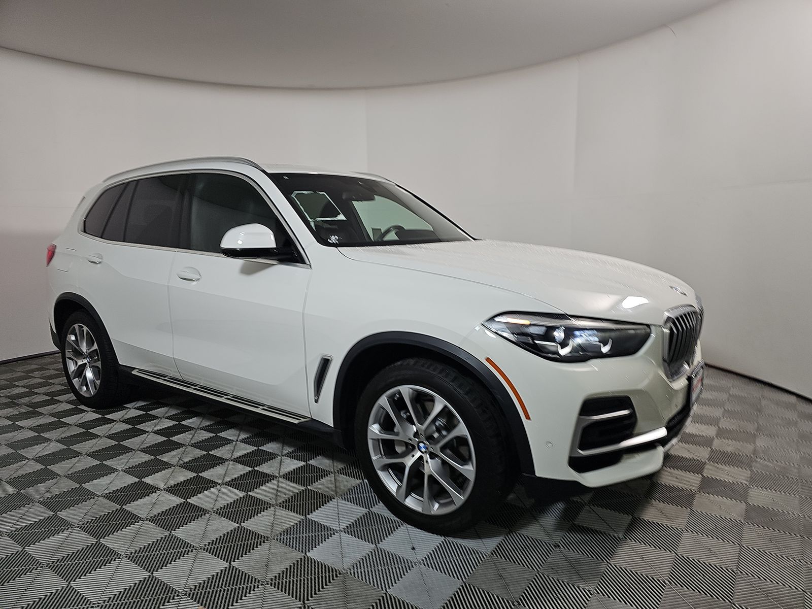 2023 BMW X5 sDrive40i RWD