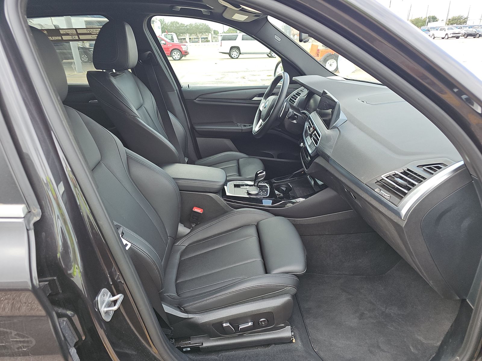 2024 BMW X3 sDrive30i RWD