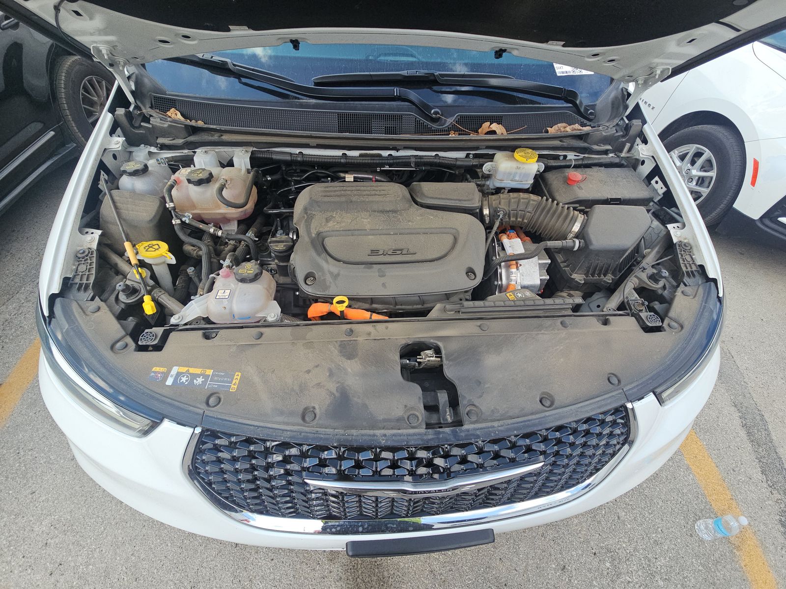 2024 Chrysler Pacifica Hybrid Select FWD