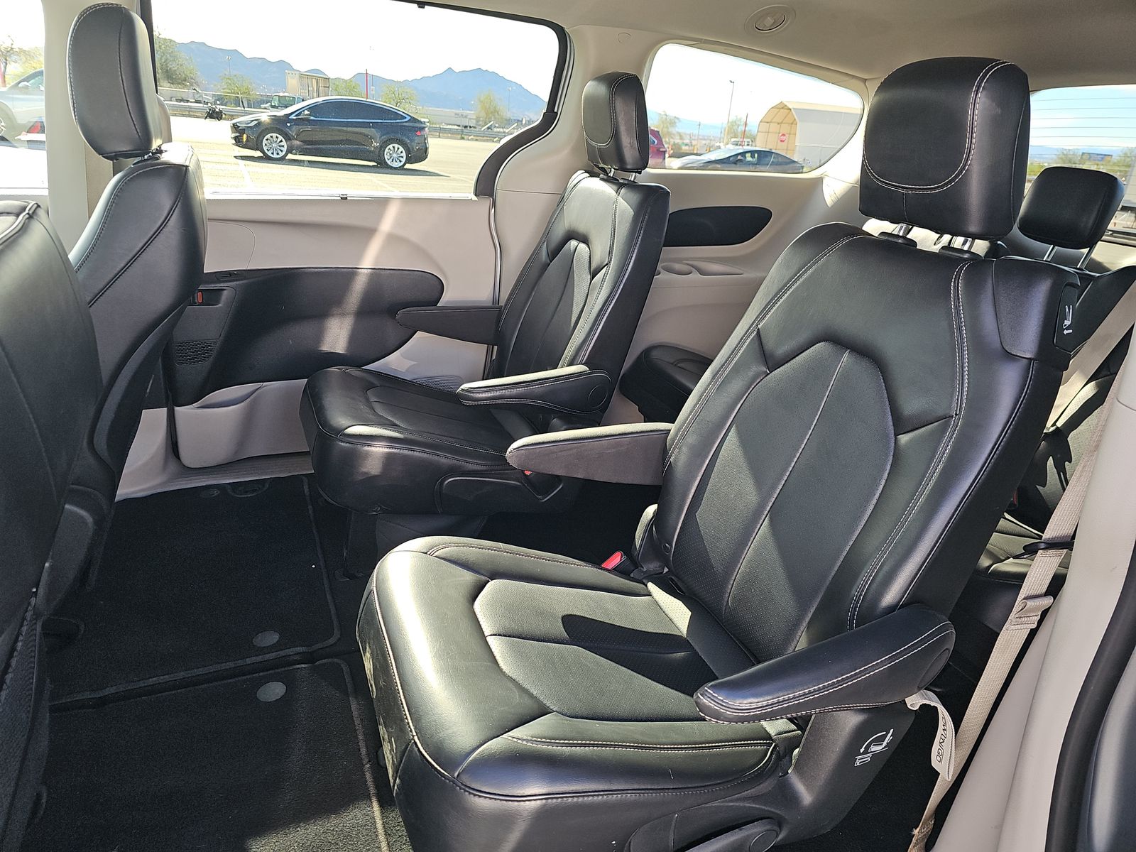 2024 Chrysler Pacifica Touring L FWD