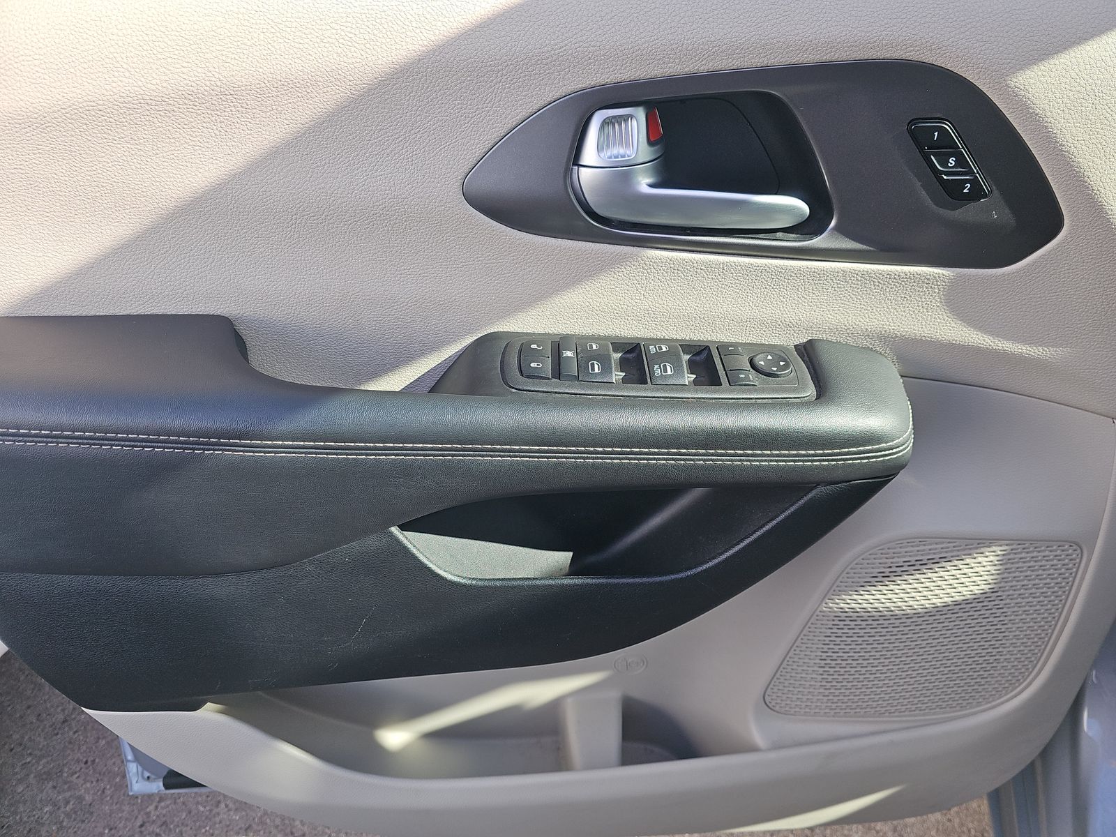 2024 Chrysler Pacifica Touring L FWD