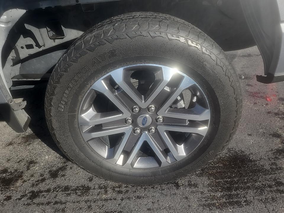 2022 Ford F-150 XL AWD