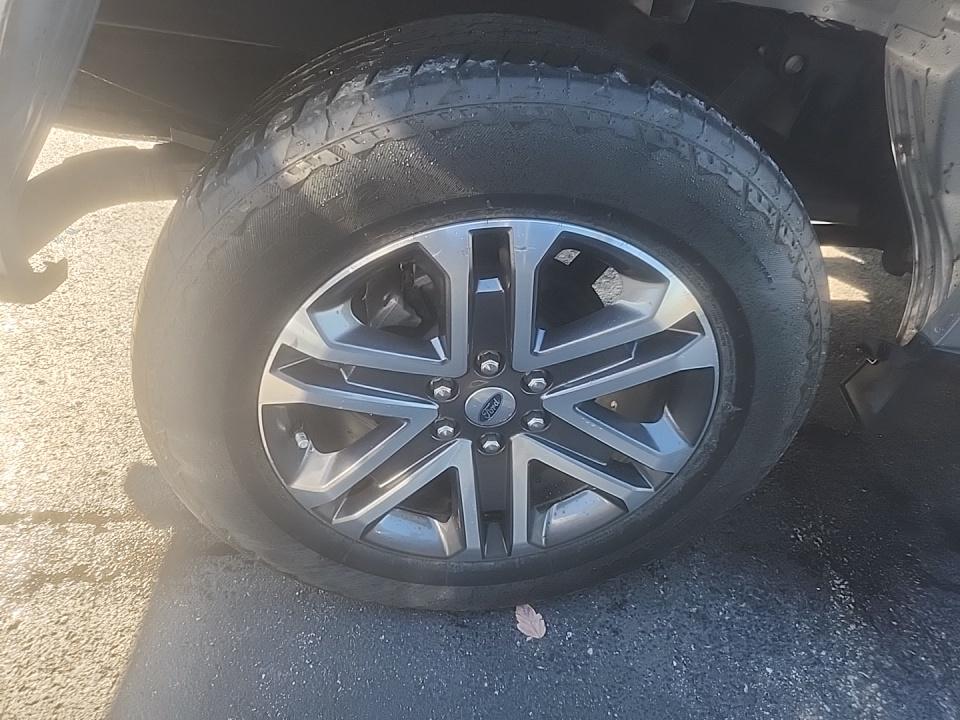 2022 Ford F-150 XL AWD