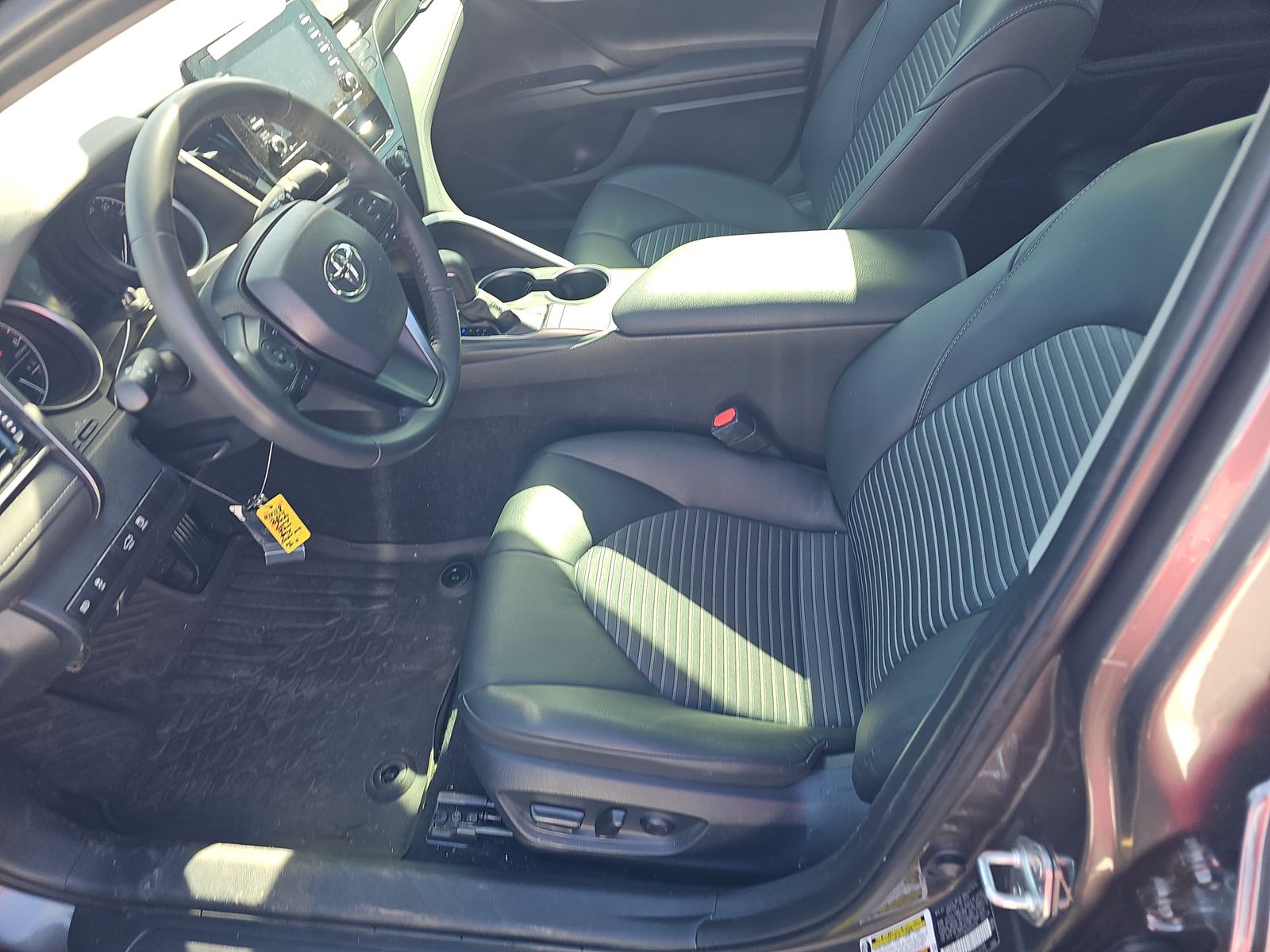 2024 Toyota Camry SE FWD