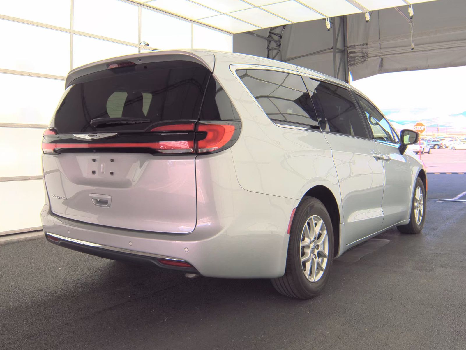 2024 Chrysler Pacifica Touring L FWD
