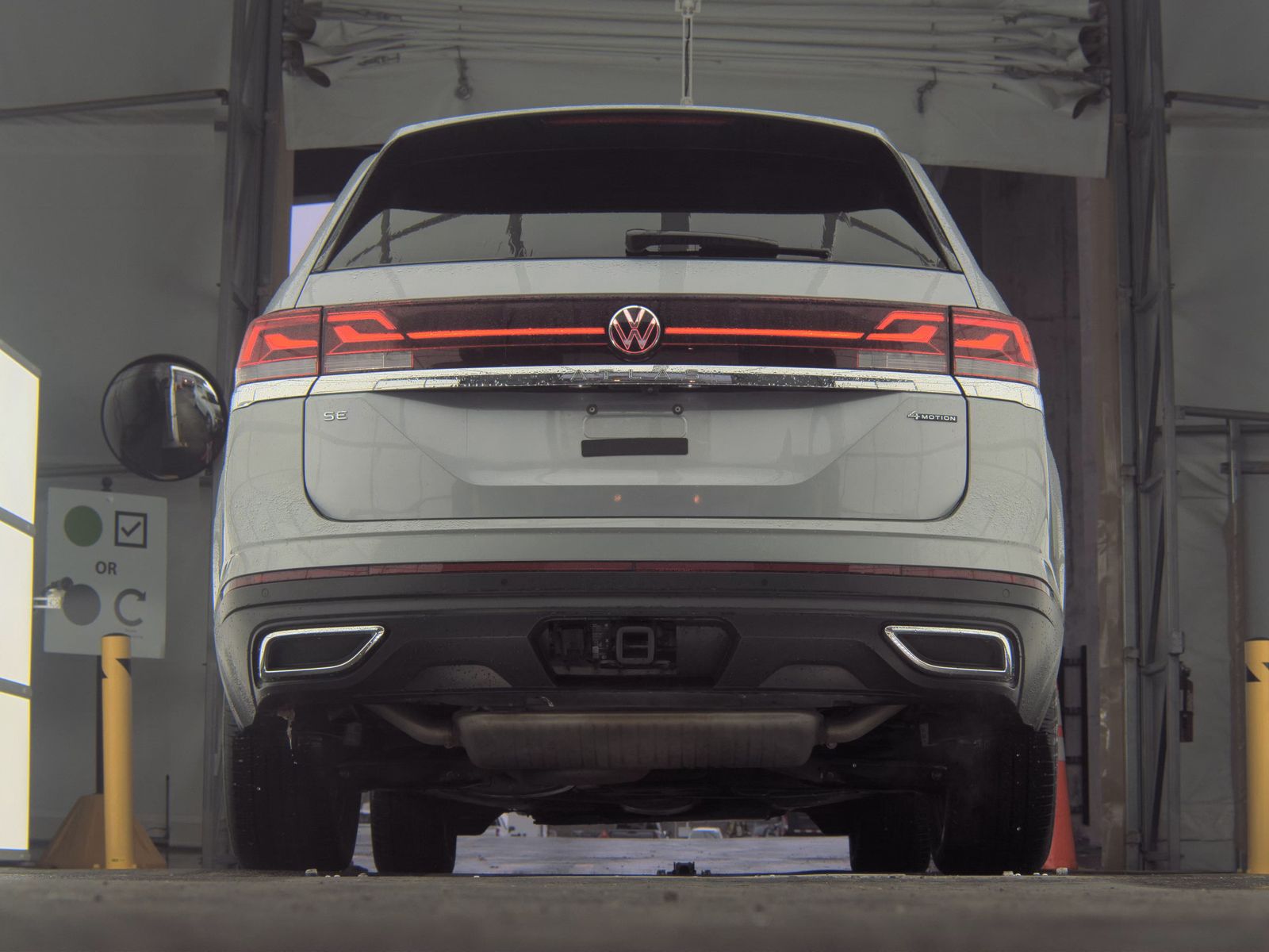 2024 Volkswagen Atlas 2.0T SE AWD