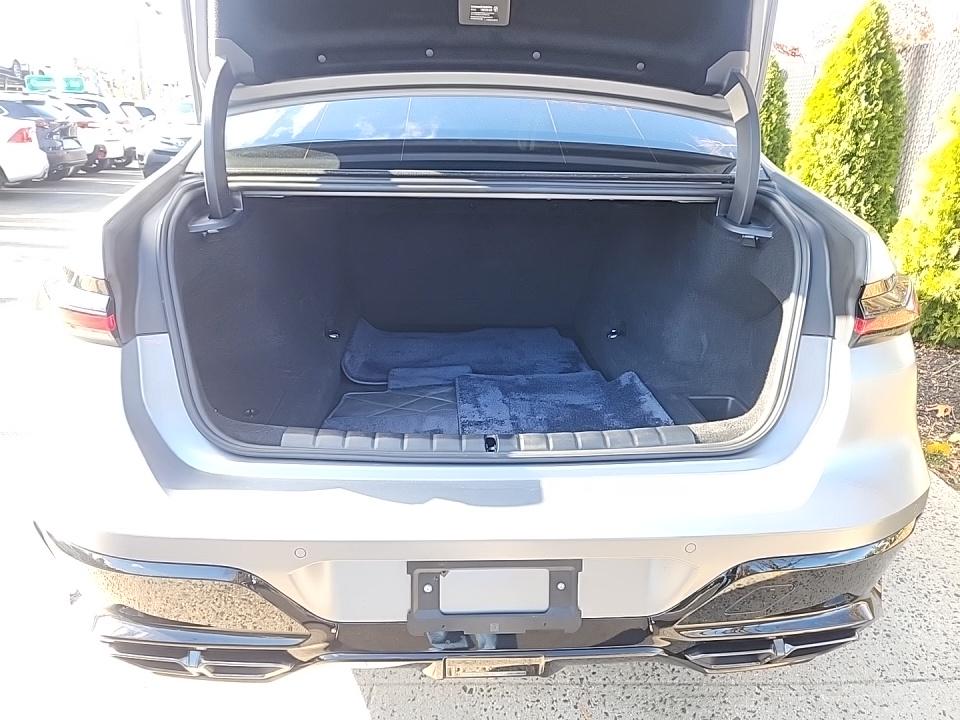 2025 BMW 7 Series 760i xDrive AWD
