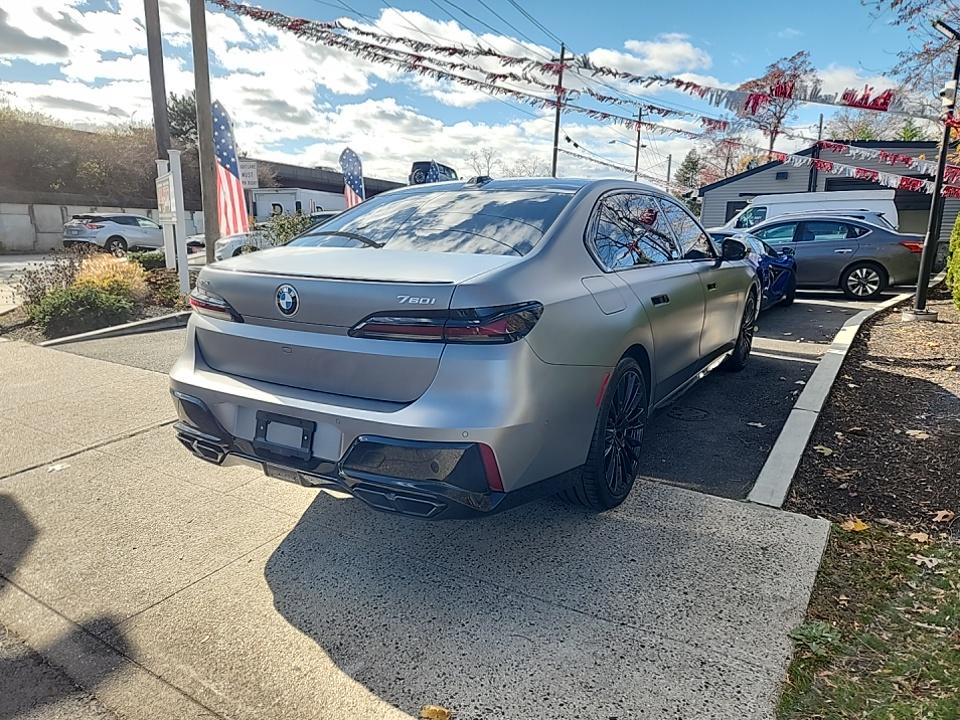 2025 BMW 7 Series 760i xDrive AWD