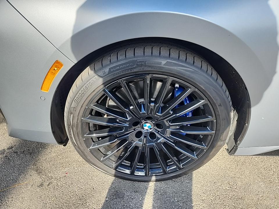 2025 BMW 7 Series 760i xDrive AWD