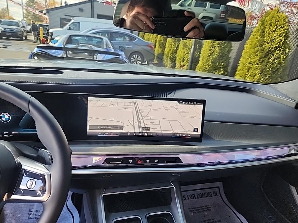 2025 BMW 7 Series 760i xDrive AWD