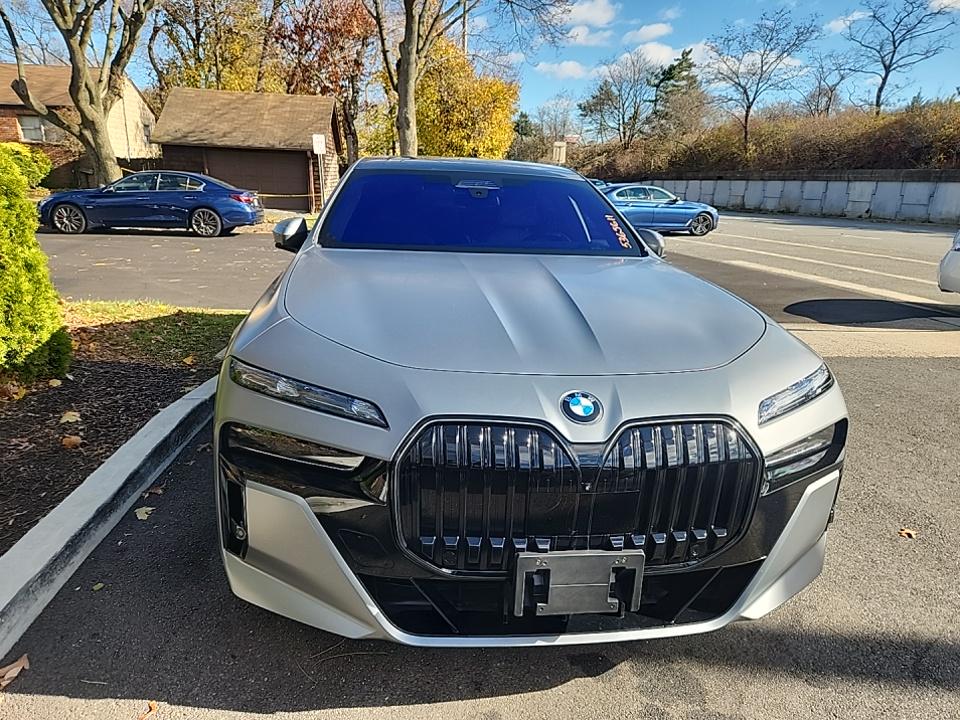 2025 BMW 7 Series 760i xDrive AWD