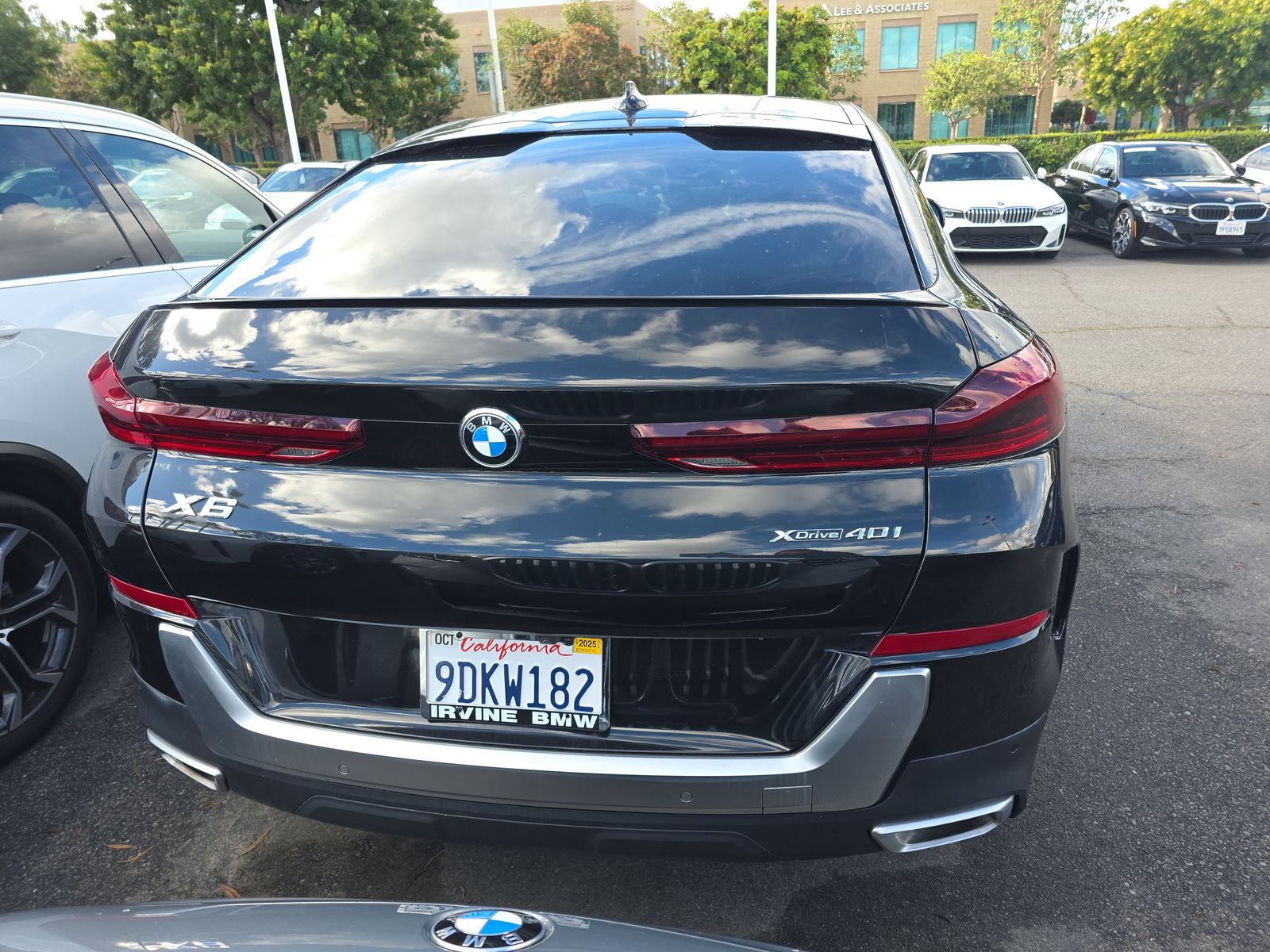 2023 BMW X6 xDrive40i AWD
