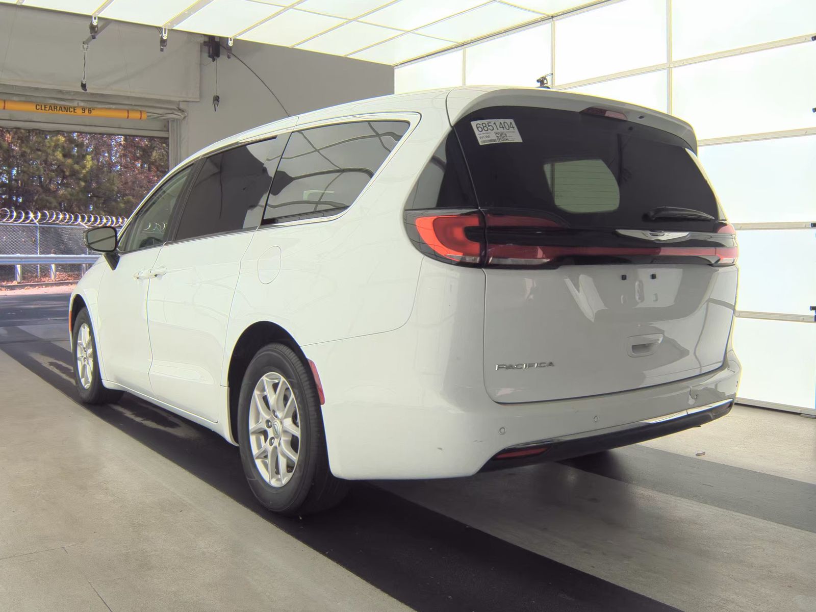 2024 Chrysler Pacifica Touring L FWD