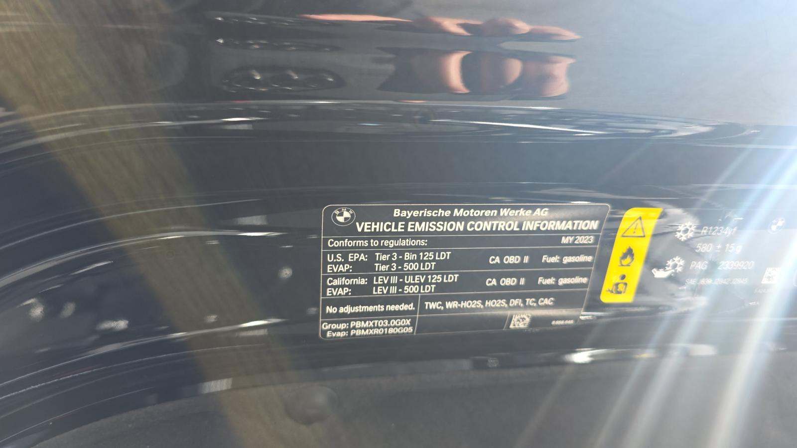 2023 BMW X6 xDrive40i AWD