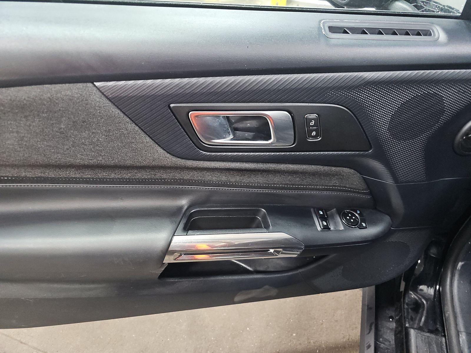 2024 Ford Mustang EcoBoost RWD