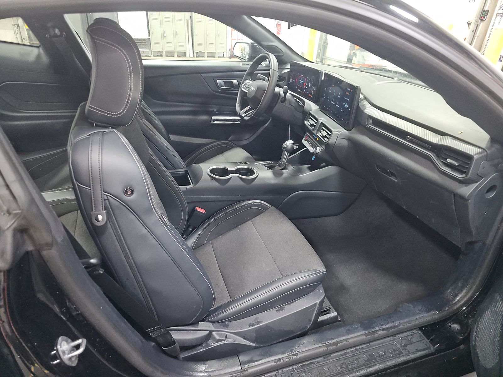 2024 Ford Mustang EcoBoost RWD