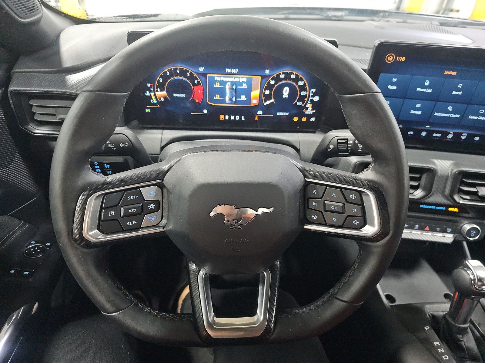 2024 Ford Mustang EcoBoost RWD