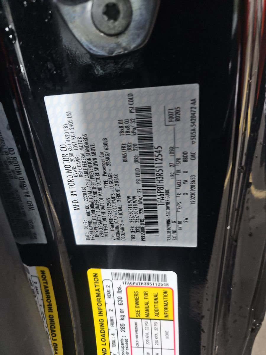 2024 Ford Mustang EcoBoost RWD