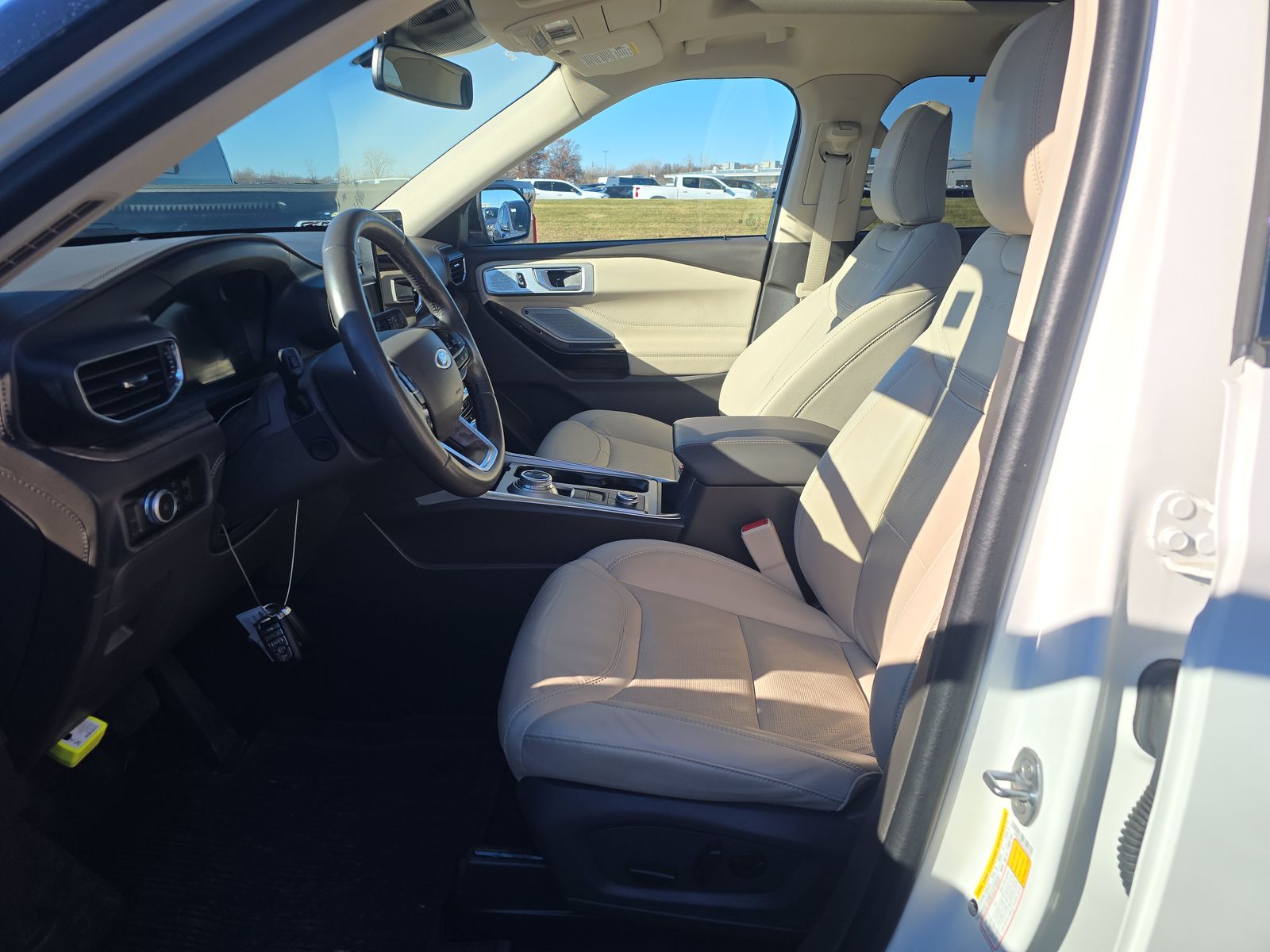 2023 Ford Explorer Platinum AWD