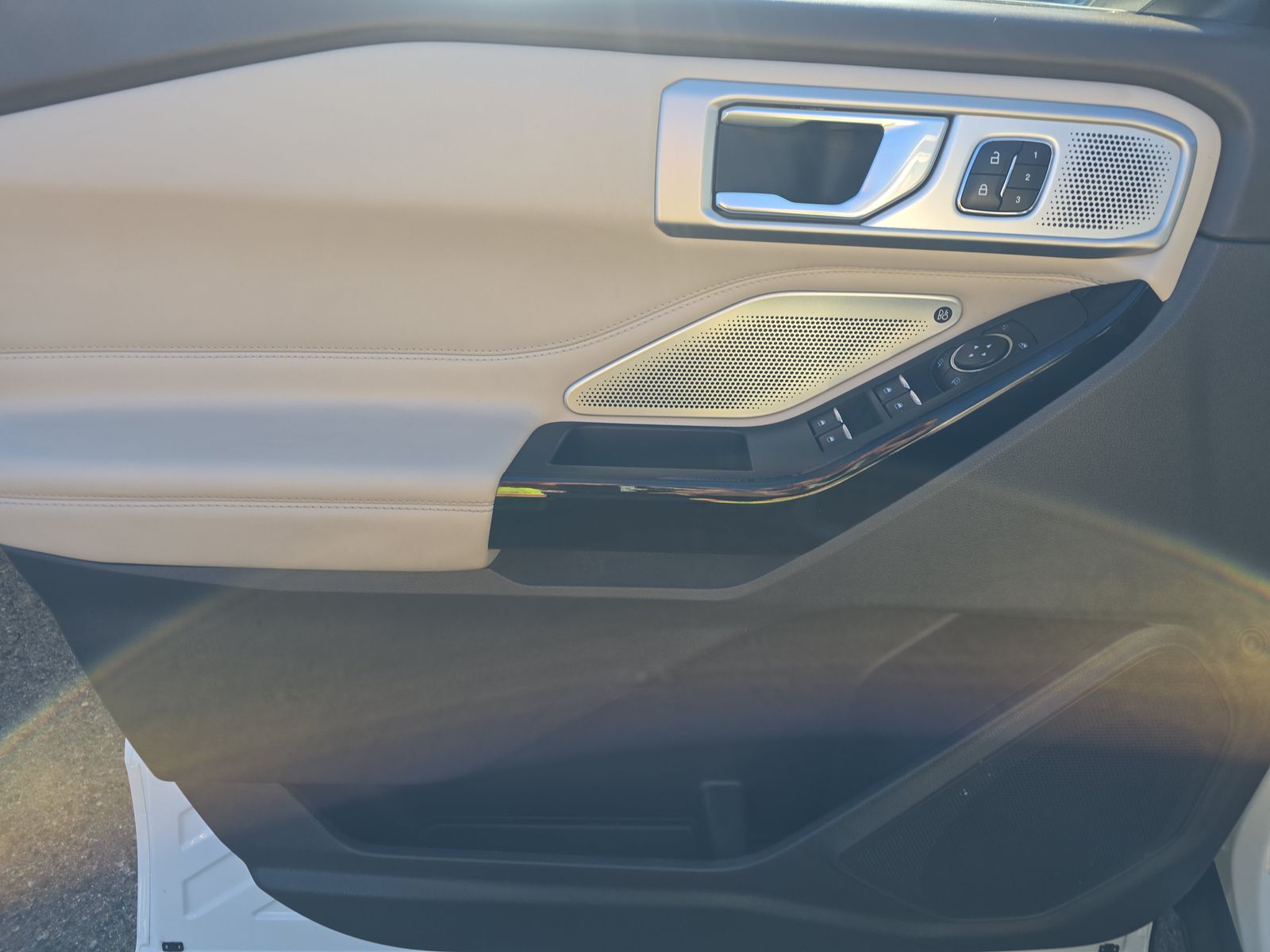 2023 Ford Explorer Platinum AWD