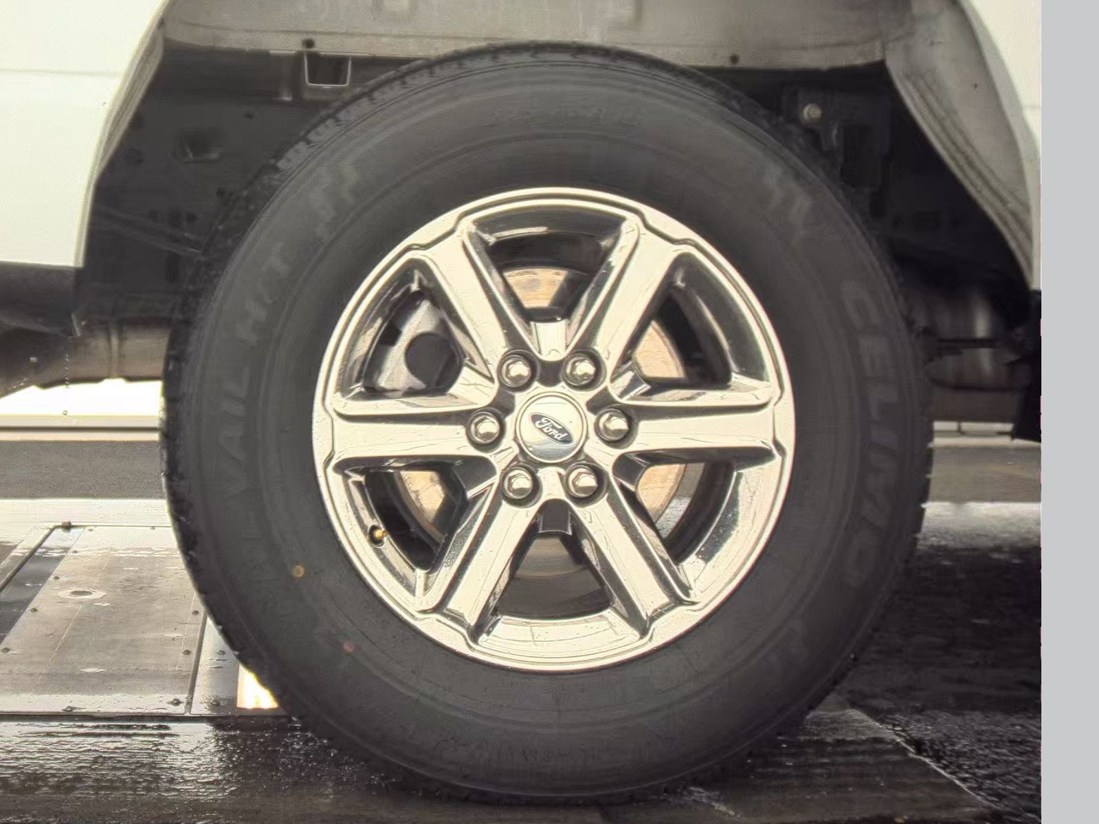 2024 Ford F-150 Hybrid XLT AWD