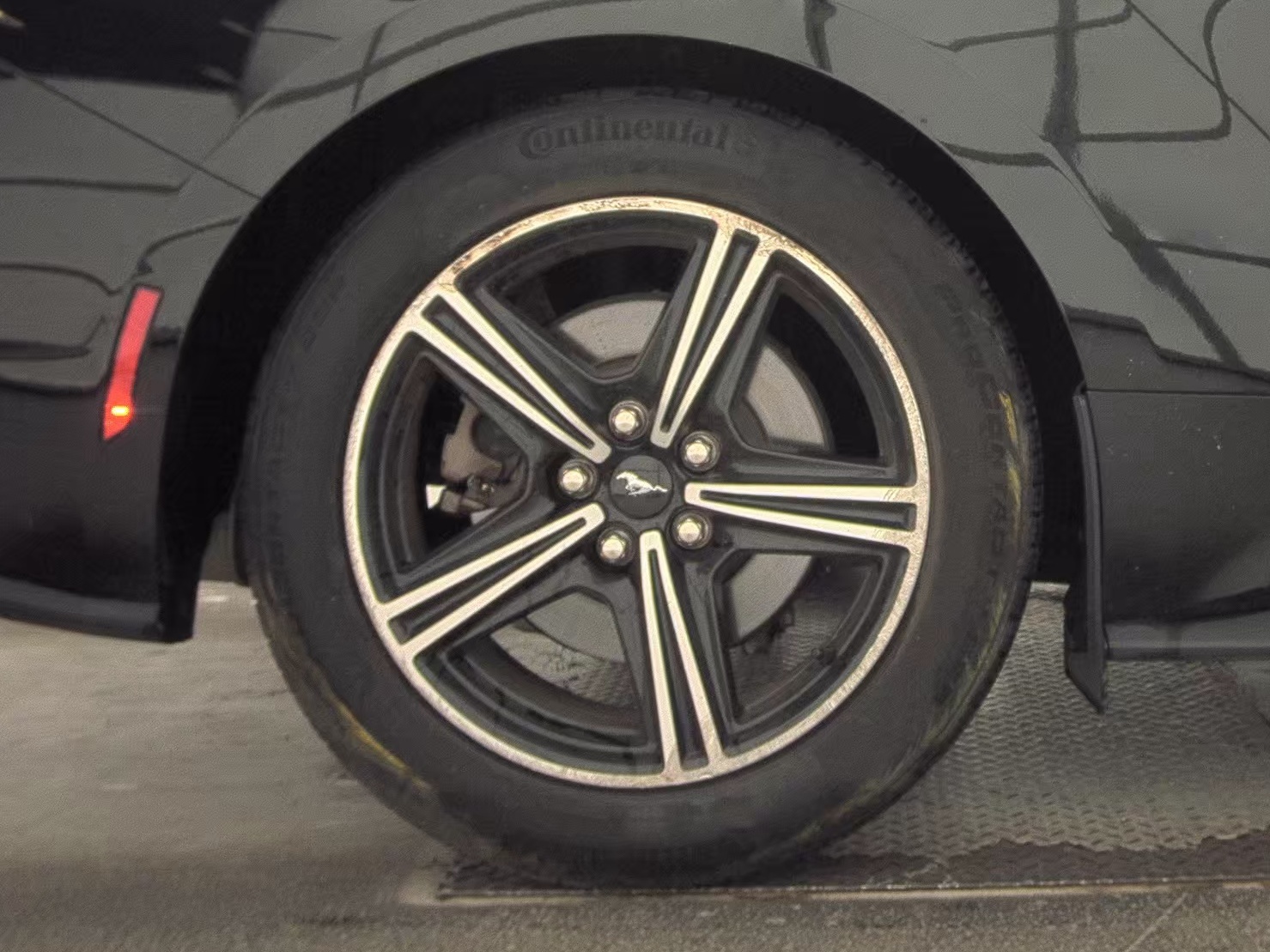 2024 Ford Mustang EcoBoost RWD